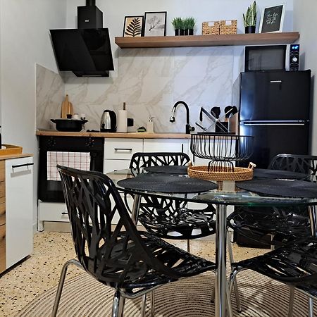 Stylish City Center Apartment Széresz Kültér fotó