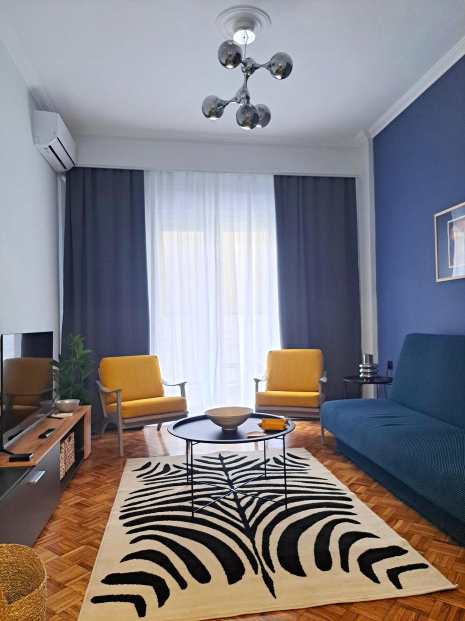 Stylish City Center Apartment Széresz Kültér fotó