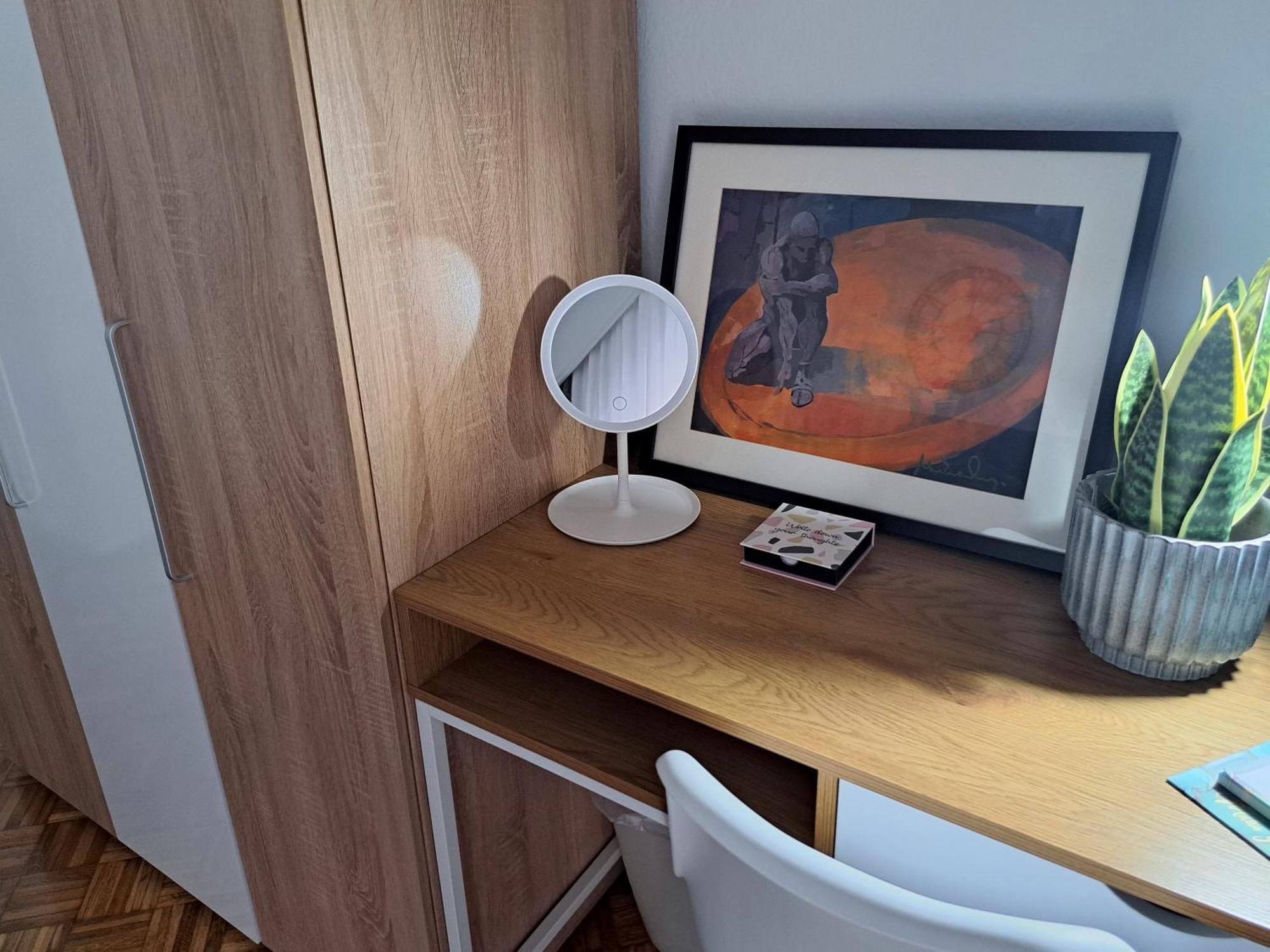 Stylish City Center Apartment Széresz Kültér fotó